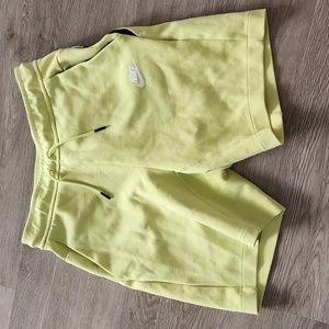 Nike men short XS